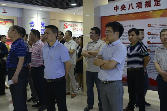 守住这条线  筑牢这道墙-bw必威西汉姆联官方网站