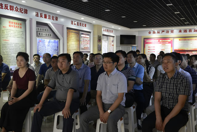 守住这条线  筑牢这道墙-bw必威西汉姆联官方网站